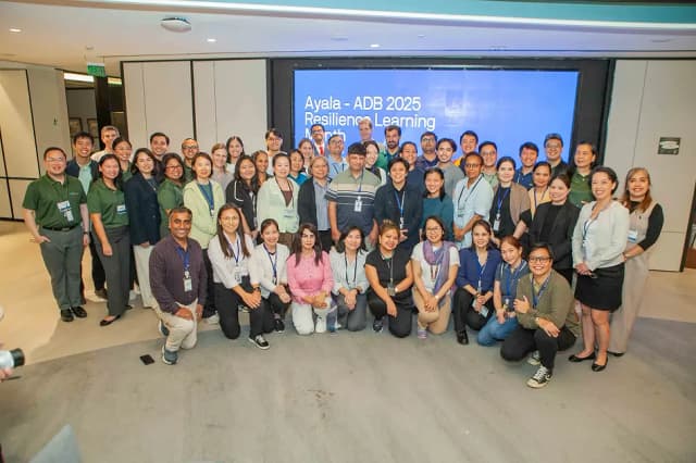 Leading the Charge Toward a Low-Carbon Future image